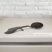 Escumadeira de cozinha de nylon com cabo gomado 35 x 11,7 cm.